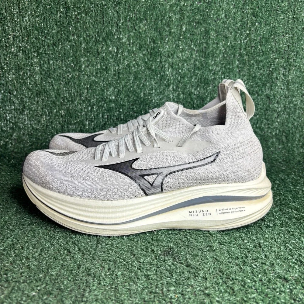 Mizuno Neo Zen Wave‎ Knit Athletic Running Sneaker White Black Womens Size 10